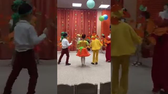 Осенний танец. смотреть онлайн