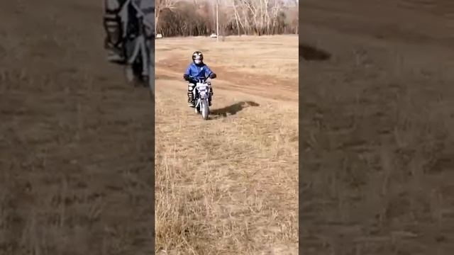 VLOG| еду кататься на питбайке | смотреть онлайн