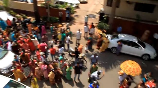 индия. танцы на улице. часть 3 смотреть онлайн