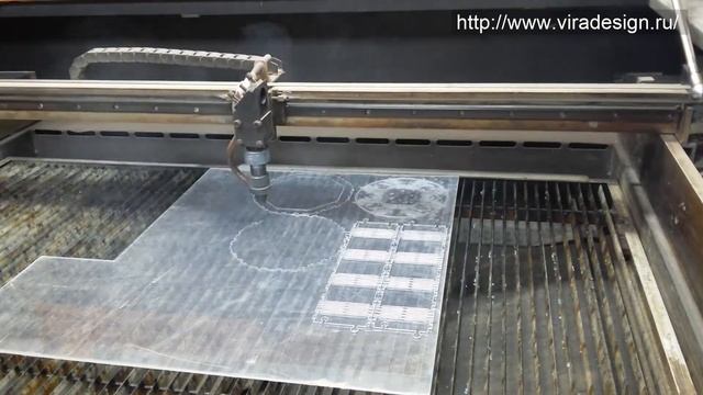 Лазерная резка оргстекла. Изготовление резной шкатулки. смотреть онлайн