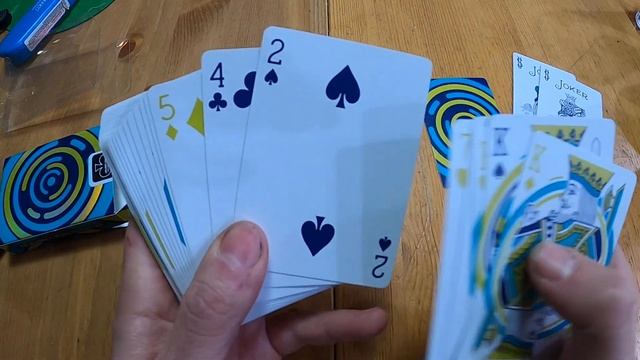 Bicycle Hypnosis Deck Review Day 17 of 365 смотреть онлайн