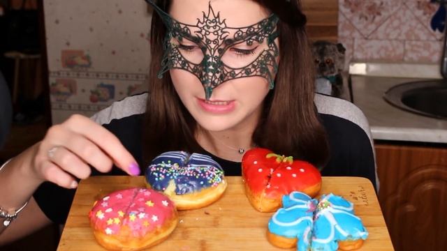 Мукбанг ПОНЧИКИ Данкин Донатс/MUKBANG DUNKIN DONATS