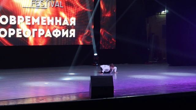 Contemporary dance Solo - Шурипа Александра - MAGIC VIBES dance studio смотреть онлайн