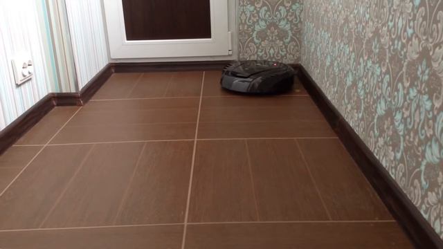 Робот-пылесос Китфорт KITFORT КТ-511 смотреть онлайн