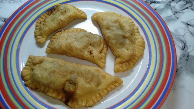 Tschebureki eine Rarität der russischen Küche. смотреть онлайн