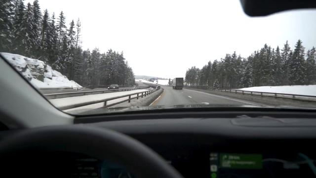 Hongqi E-HS9 Motorway Range Test