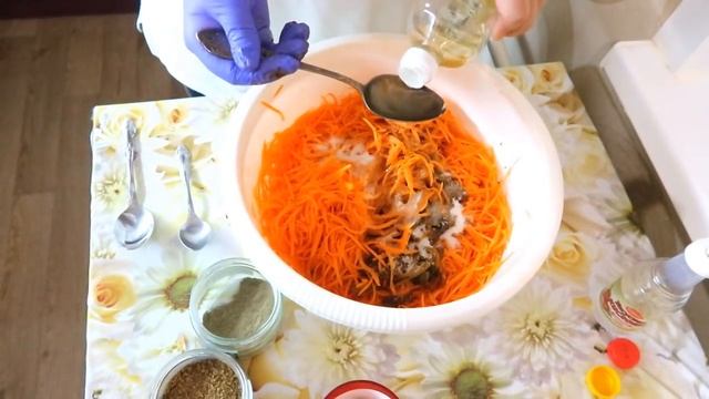 Морковь по корейски. А вы знаете как приготовить вкусную морковча (морковь-ча)? смотреть онлайн