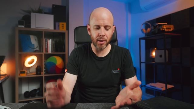 M2 MacBook Air 2022 review | It’s a NON-ISSUE! | Mark Ellis Reviews смотреть онлайн