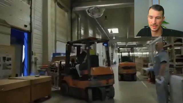 Обзор вакансии в Европе для россиян: оператор на склад Mall CZ. Работа в Чехии. смотреть онлайн