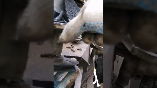 Люфт помпы проскальзывает крыльчатка греется мотор #ауди80 смотреть онлайн