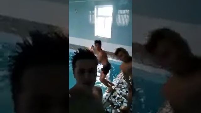 Сломал подоконник