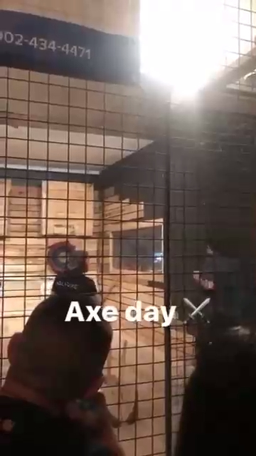 I see you Robert Pattinson doing you cute axe throwing dance смотреть онлайн