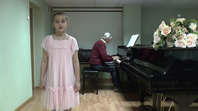 Казанчян Сильвия, 10 лет, г. Рязань. Концертмейстер Балашов Анатолий Владимирович