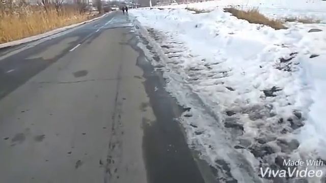 в селе Чон-Таш люди топают 2 км чтобы сесть в маршрутку. смотреть онлайн