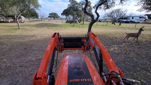 Zombie Destroying Tractor Attachment! Titan Debris Forks! смотреть онлайн