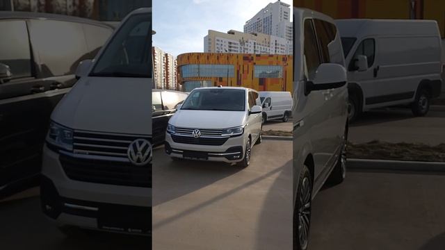 Volkswagen Multivan T6.1 / Black Pixel