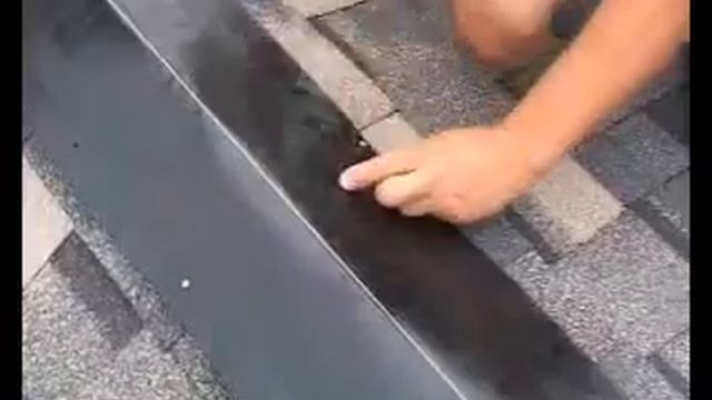 Видео Монтаж гибкой черепицы SHINGLAS Часть3 смотреть онлайн