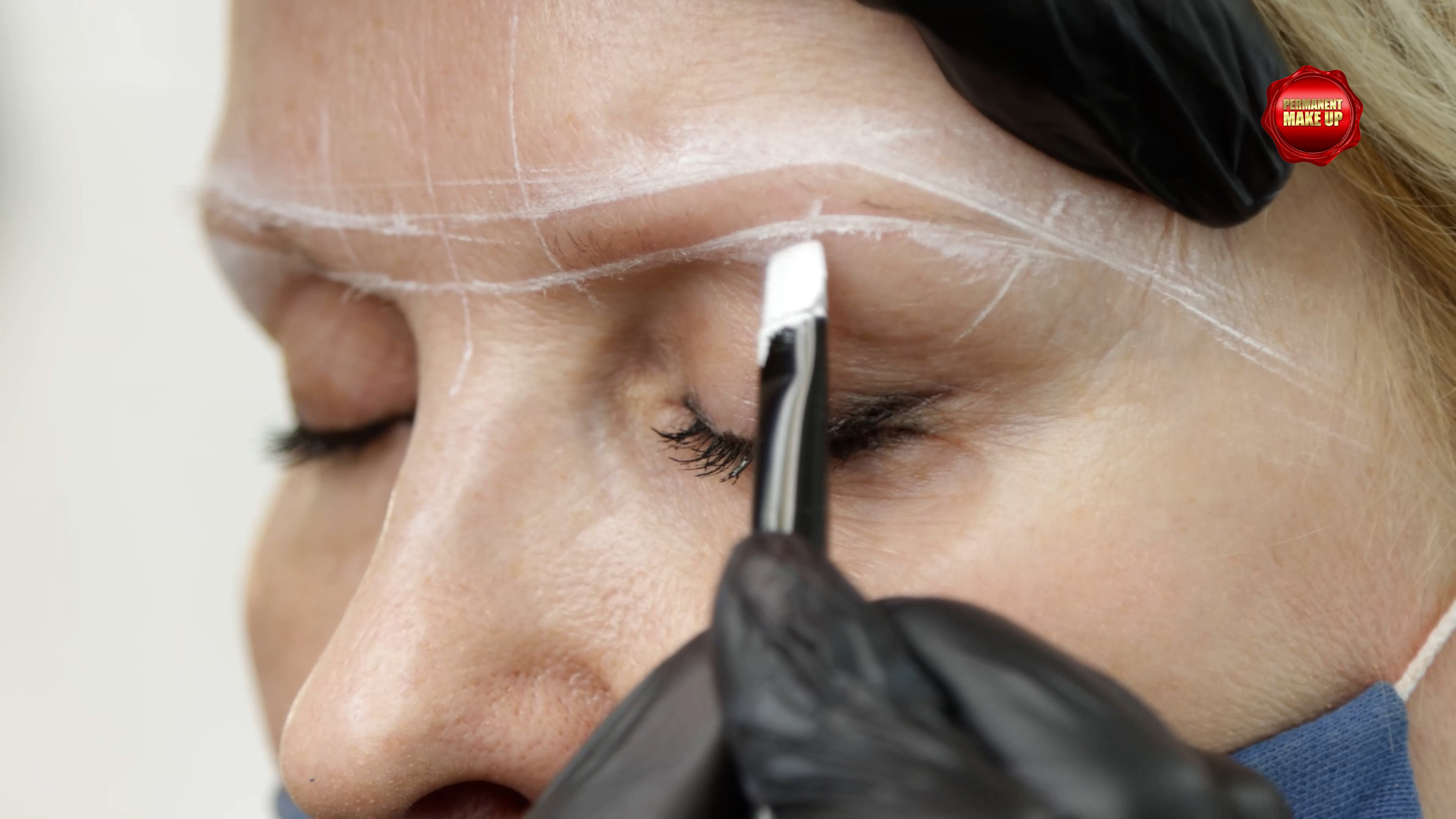 Пудровые брови. Архитектура бровей. Правильная форма и цвет. Работа мастера. смотреть онлайн