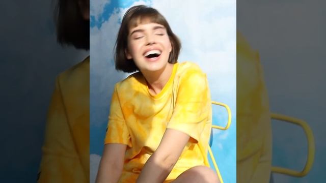 Street Style Tie Dye / Футболка и шорты желтые Barmariska смотреть онлайн