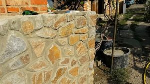 Цоколь из бутового камня своими за 2 недели