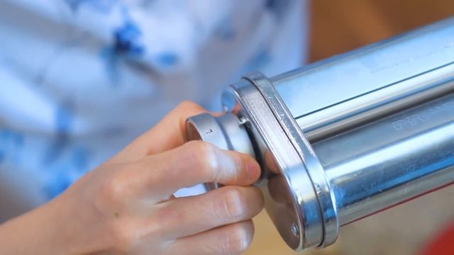 Easy Sesame Crackers Recipe