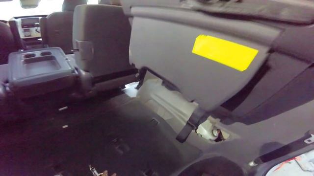 トヨタ ヴォクシー「３列目シート＆シートベルトの外し方」 /TOYOTA VOXY ''Remove 3rd Seat & Seat belt'' ZRR70G /D.I.Y. Challenge смотреть онлайн