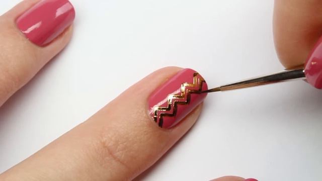 Nail art abstrait avec tatouages ephemeres смотреть онлайн