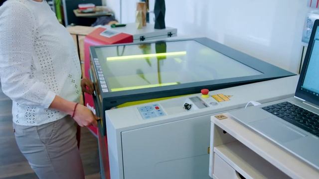 Nieuwe Trotec webshop | graveermaterialen.nl смотреть онлайн