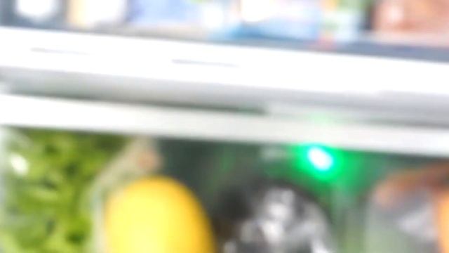 Холодильник Beko B5RCNK403ZW смотреть онлайн