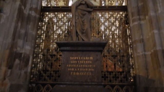 Пражский Град * Собор Св Вита Обзор изнутри * Староместская площадь смотреть онлайн