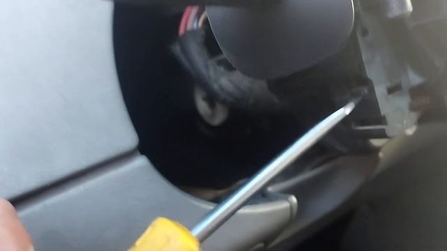Замена подрулевого блока, шлейфа Airbag. Ошибка подушек безопасности. Vivaro, Trafic, Primastar. смотреть онлайн
