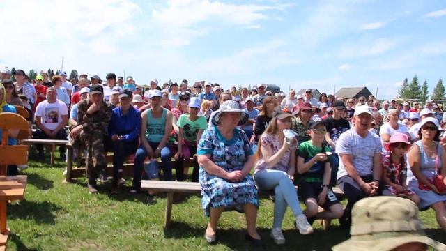 Казачья лезгинка с шашками на Конном биатлоне в Сюрногурте УР. Видео: Валерий НуриАх. 29 мая 2021 г смотреть онлайн