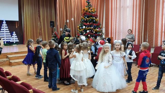 Новый год 2020 смотреть онлайн