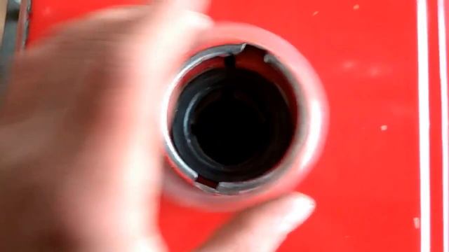 Лайфхак.Как устранить подтикание крышки бака мотоблока смотреть онлайн