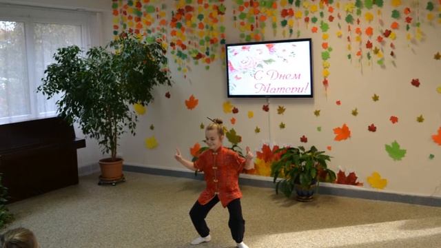 День матери в Женевской школе смотреть онлайн