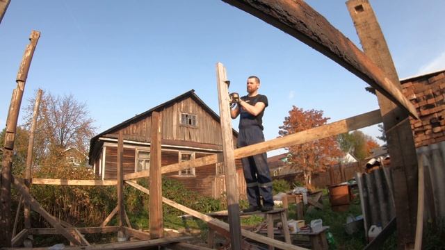 #16 Возводим каркас дровяника с газоном на крыше - эпизод второй смотреть онлайн