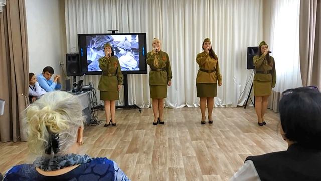 Концертно фронтовая бригада ДШИ имени Сафонова в Пятигорской Школе №3 06 05 2022 смотреть онлайн