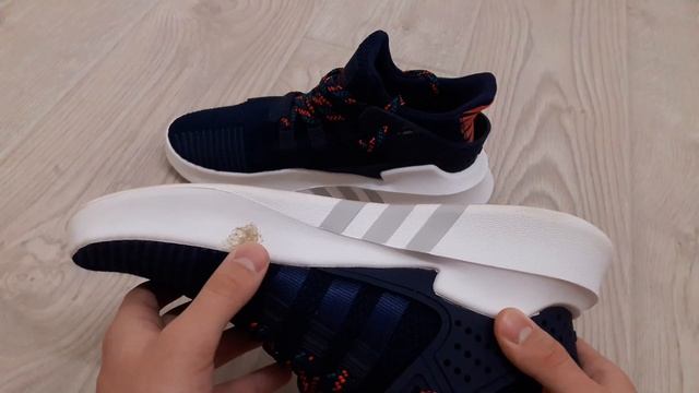 обзор кроссовок Adidas EQT Bask ADV (Брак) смотреть онлайн