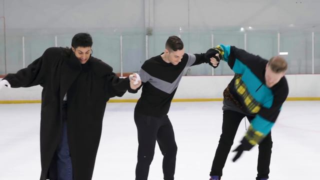 How To Stop While Ice Skating with Superfruit | Adam Rippon смотреть онлайн