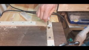 Делаю циркулярный станок, как встроить циркулярку в стол.