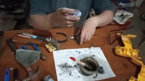 ремонт мотора шуруповерта. Запах из мотора шуруповерта