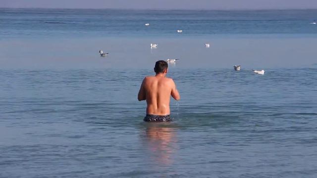 Купание по-одесски | Пляж Золотой Берег смотреть онлайн