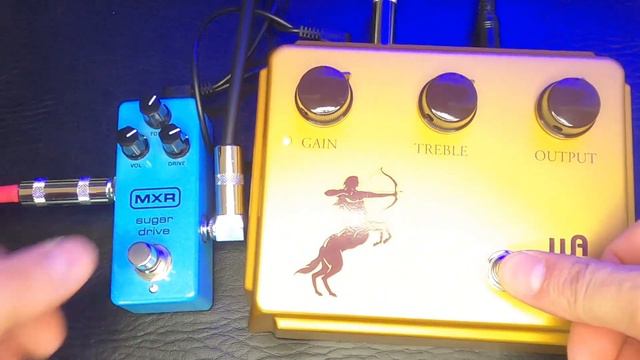 Centavo Overdrive pedal from Warm Audio vrs Sugar Drive pedal from MXR. Which one is the best Klon? смотреть онлайн