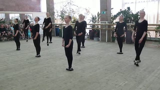 Па ассамбле. Классика смотреть онлайн