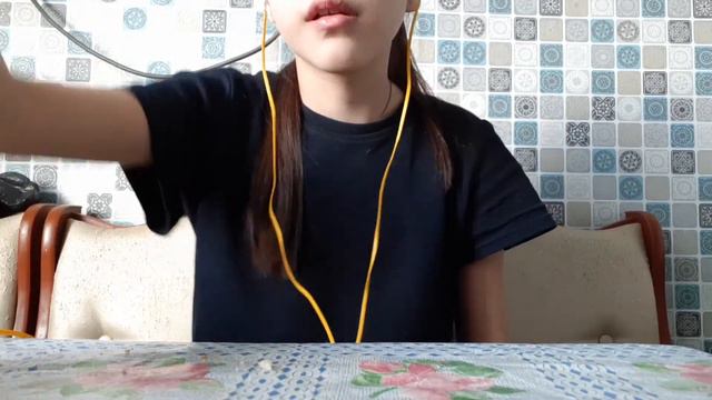 ASMR с едой смотреть онлайн