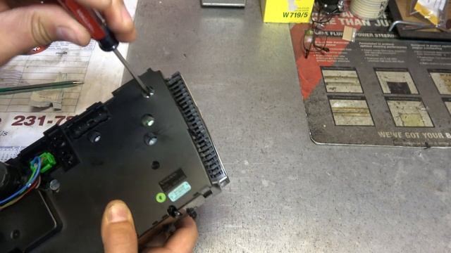 VOLVO Climate Control Light Replacement. The easy way to go back to seeing the dial on your 01-08. смотреть онлайн