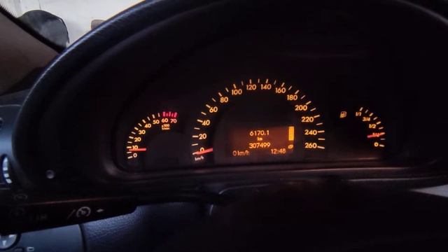 как отключить ближний свет фар во время запуска двигателя MERCEDES W203 смотреть онлайн