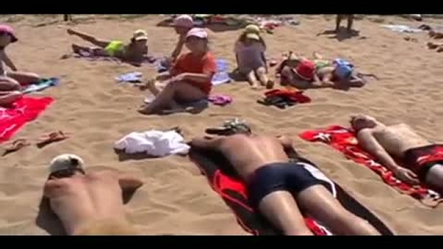Случай на пляже смотреть онлайн