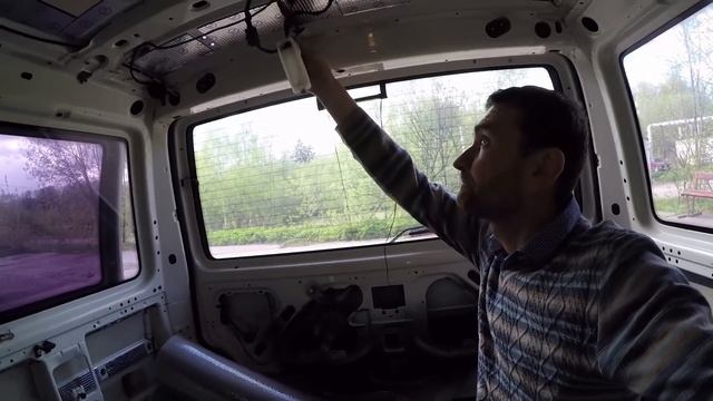 Т4 Проводка к повторителям стопов VW T4 013