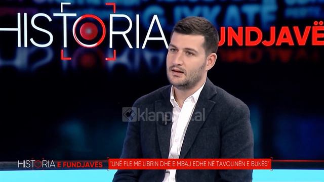"Te gjitha parate i shpenzova per libra, edhe kur ha buke e fle rri me libra" смотреть онлайн